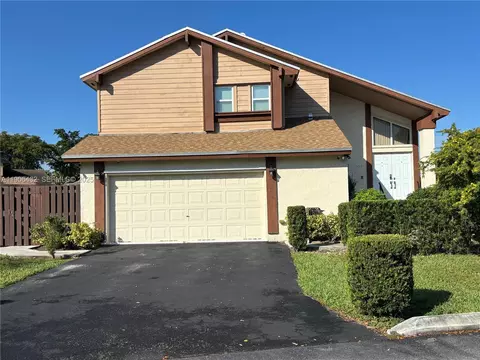 4314 SW 148th Ct, Miami, FL 33185