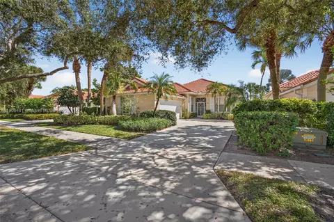 256 Kelsey Park Cir, Palm Beach Gardens, FL 33410