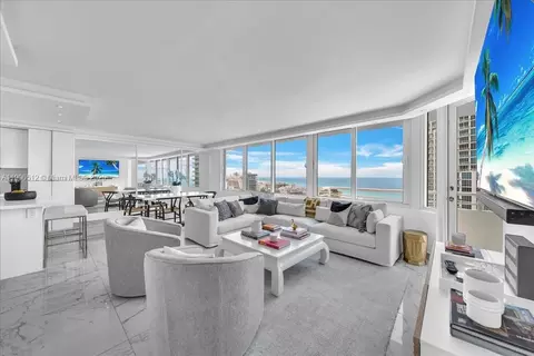 400 S Pointe Dr #2106, Miami Beach, FL 33139