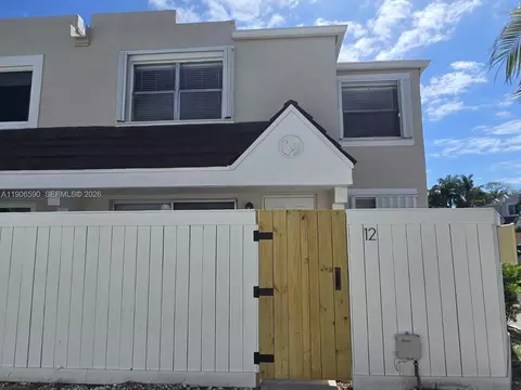 6825 SW 45th Ln #12, Miami, FL 33155