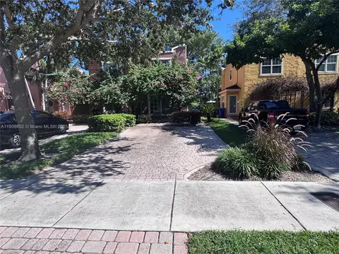 634 NW 2nd Ave, Fort Lauderdale, FL 33311