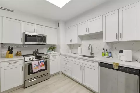 Kitchen - 9195 Collins Ave #404, Surfside, FL 33154 photo 1 of 1