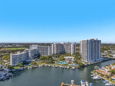 500 Three Islands Blvd #L 25, Hallandale Beach, FL 33009