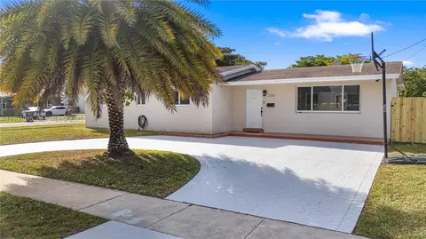 200 N 69th Ave, Hollywood, FL 33024