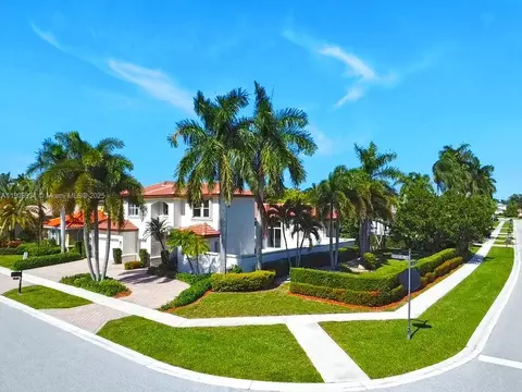 18715 Ocean Mist Dr, Boca Raton, FL 33498