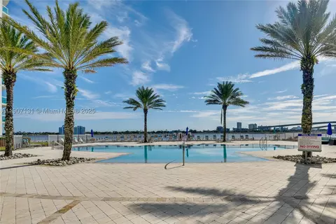 231 Riverside Dr #510, Daytona Beach, FL 32117