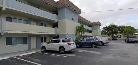 1400 NE 54th St #206, Fort Lauderdale, FL 33334