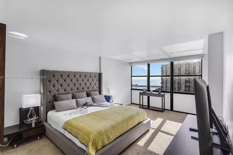 1925 Brickell Ave #1811, Miami, FL 33129 photo 18