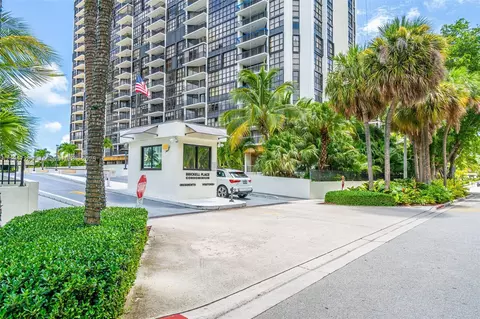 1925 Brickell Ave #1811, Miami, FL 33129 photo 38