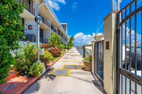 1925 Brickell Ave #1811, Miami, FL 33129 photo 59