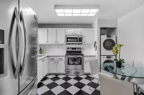 1925 Brickell Ave #1811, Miami, FL 33129 photo 7