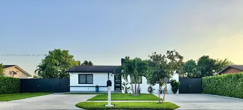 12250 SW 185th St, Miami, FL 33177