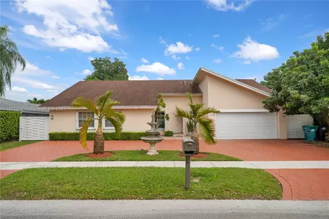 11041 SW 138th Ave, Miami, FL 33186