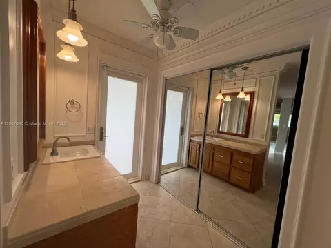 2001 N 41st Ave, Hollywood, FL 33021 photo 37