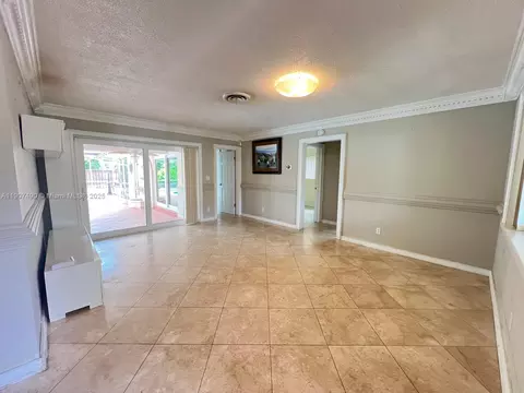 2001 N 41st Ave, Hollywood, FL 33021 photo 7