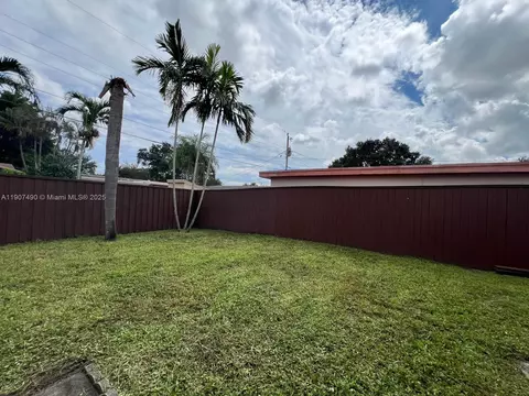 2001 N 41st Ave, Hollywood, FL 33021 photo 19
