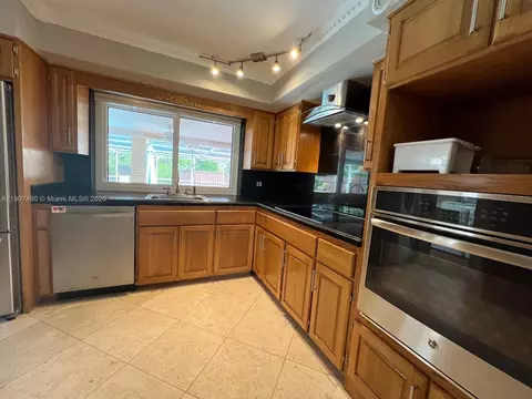 2001 N 41st Ave, Hollywood, FL 33021 photo 8