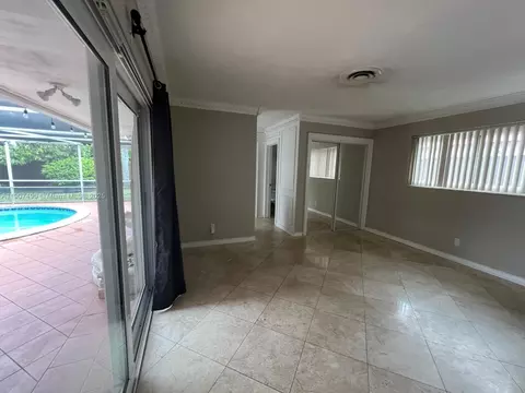 2001 N 41st Ave, Hollywood, FL 33021 photo 22