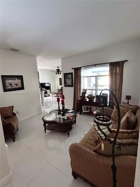 4607 NW 165th St, Miami Gardens, FL 33054 photo 6