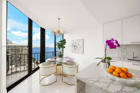 1925 Brickell Ave #DPH3, Miami, FL 33129 photo 10