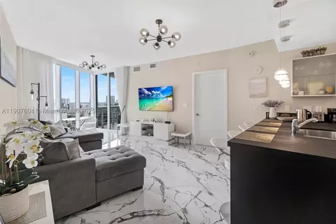 18201 Collins Ave #1408, Sunny Isles Beach, FL 33160
