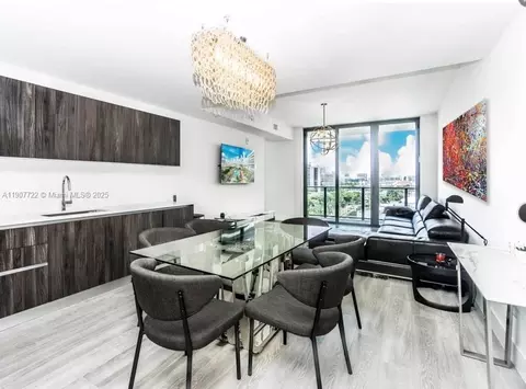 2960 NE 207th St #912, Aventura, FL 33180