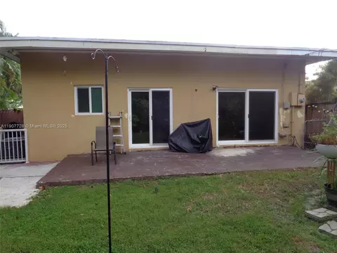 Exterior - 385 E 56th St, Hialeah, FL 33013 photo 5 of 21