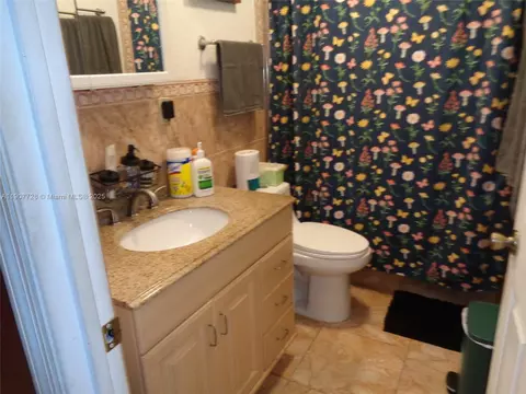 Bath - 385 E 56th St, Hialeah, FL 33013 photo 1 of 6