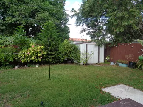Exterior - 385 E 56th St, Hialeah, FL 33013 photo 8 of 21