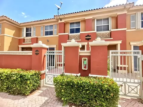 6201 NW 114th Pl #245, Doral, FL 33178