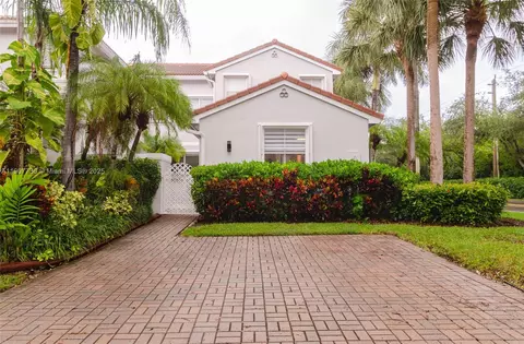 1115 Cherrypalm, Hollywood, FL 33019