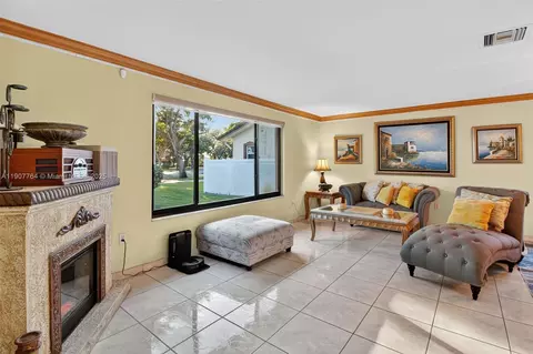 Other - 15010 Dunbarton Pl, Miami Lakes, FL 33016 photo 4 of 10
