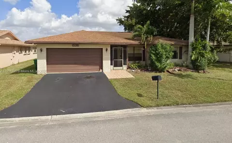 9803 NW 75th Ct, Tamarac, FL 33321