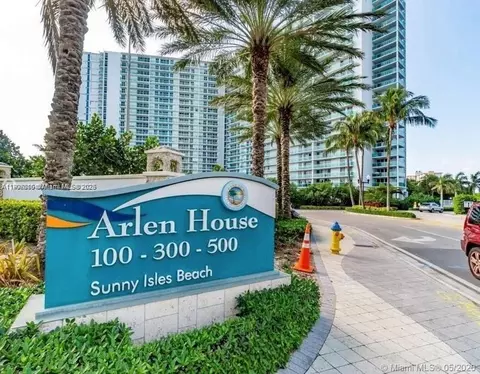 100 Bayview Dr #1230, Sunny Isles Beach, FL 33160