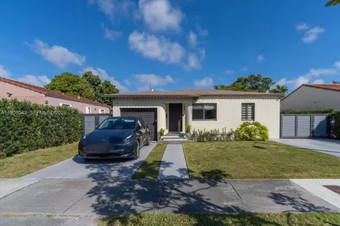 3121 SW 20th St, Miami, FL 33145