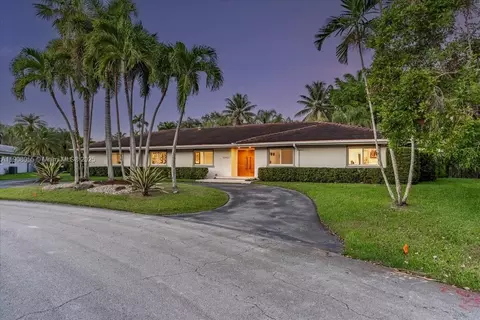 10105 SW 71st Ave, Pinecrest, FL 33156