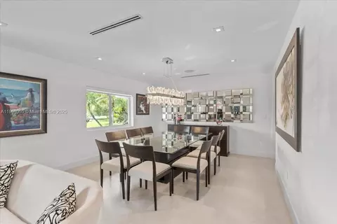 Dining - 10105 SW 71st Ave, Pinecrest, FL 33156 photo 2 of 2