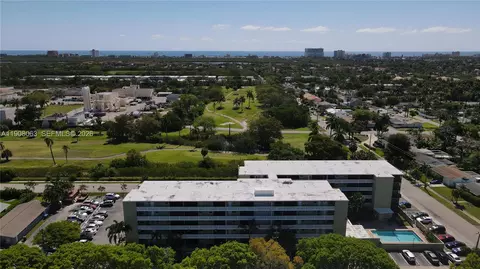 1425 Arthur St #301A, Hollywood, FL 33020