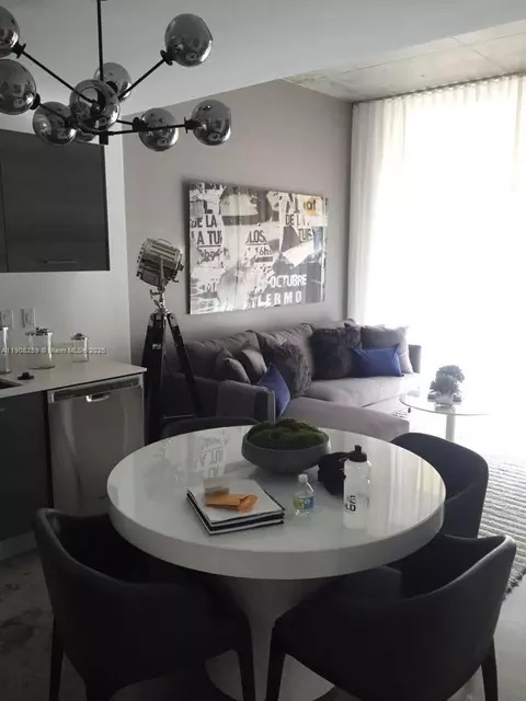 151 SE 1st St #903, Miami, FL 33131