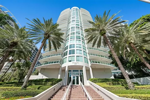 2645 S Bayshore Dr #1802, Miami, FL 33133