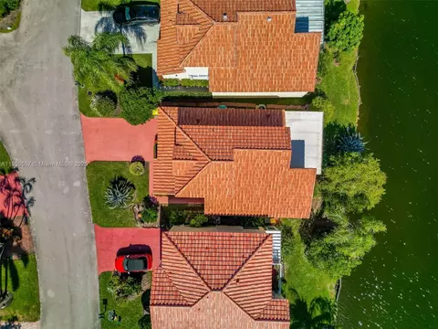 View/Area - 1114 SE 6th Ave, Dania Beach, FL 33004 photo 1 of 9