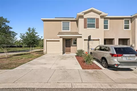 508 Glenn Cross Dr, Ruskin, FL 33570