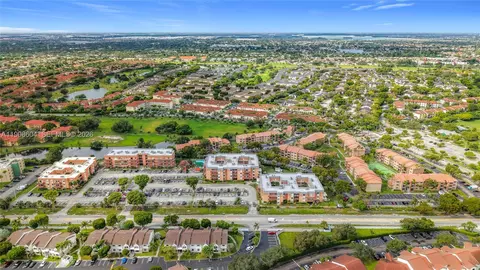 17600 NW 68th Ave #B2004, Hialeah, FL 33015 photo 19