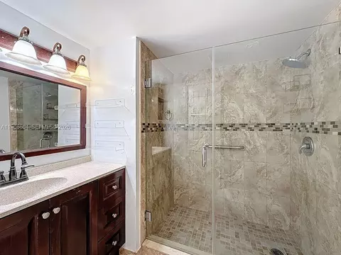 17600 NW 68th Ave #B2004, Hialeah, FL 33015 photo 7