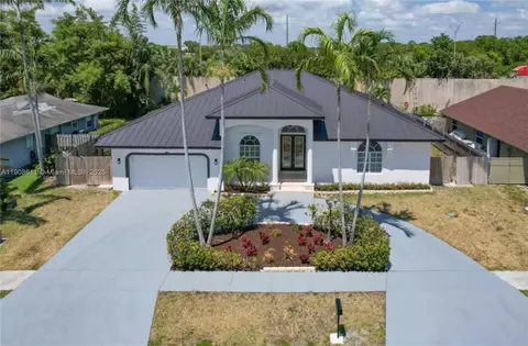 3409 Diane Dr, Boynton Beach, FL 33435