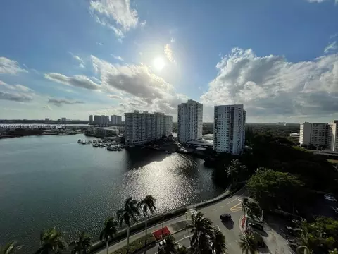 2801 NE 183rd St #1611W, Aventura, FL 33160