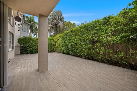 Exterior - 4863 NW 109th Path, Doral, FL 33178 photo 2 of 5