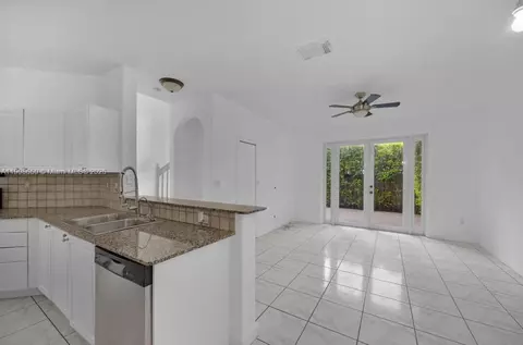 Living - 4863 NW 109th Path, Doral, FL 33178 photo 7 of 9