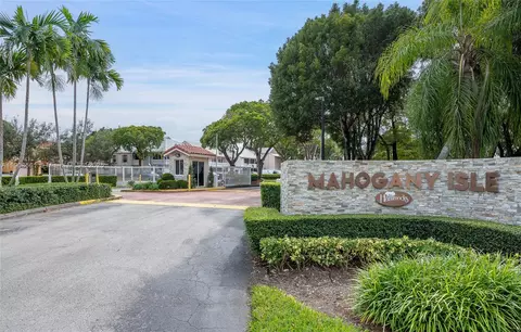 10421 Mahogany Key Cir #105, Miami, FL 33196