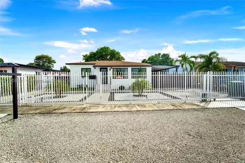 660 E 38th St, Hialeah, FL 33013 photo 6